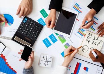 عضو في التجمع الوطني الديمقراطي السوري