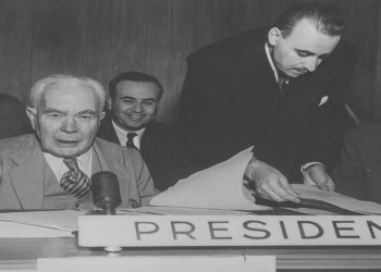 فارس الخوري: العقلُ الفقهيُّ والضميرُ الوطنيُّ في مسارِ الدولةِ السوريةِ الحديثةِ