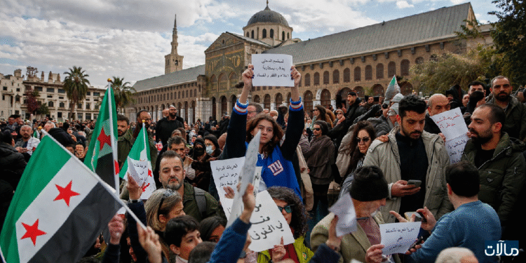 أحمد الشرع في حقل الألغام: كيف يوفق بين “أدلجة” المجتمع وطموحات سوريا 2025؟